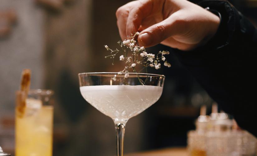 Le Perchoir Ménilmontant: the rooftop not to miss in Paris