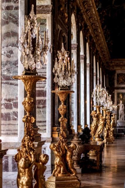 Virtual Exhibition at the Palace of Versailles