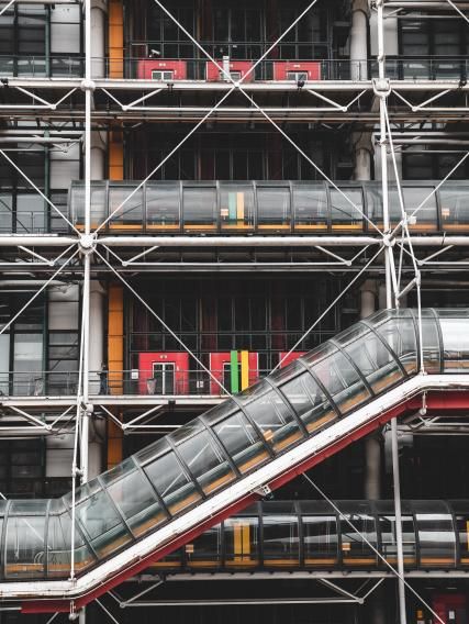 Discover modern and contemporary art at the Pompidou Center !