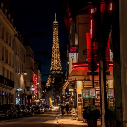 Paris 2024 : la boutique officielle des Jeux olympiques ouvre aux Halles en  toute discrétion - Le Parisien