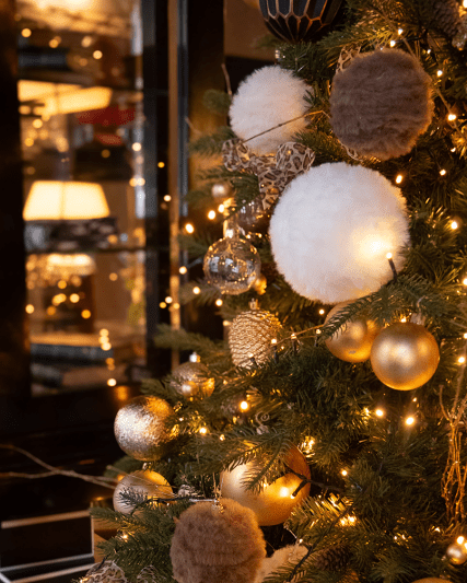 The best restaurants for Christmas 2024 in the 11th district of Paris.