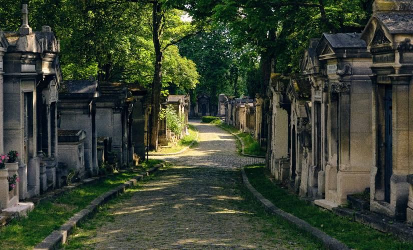 A Day Around Père Lachaise: ideas and places to go